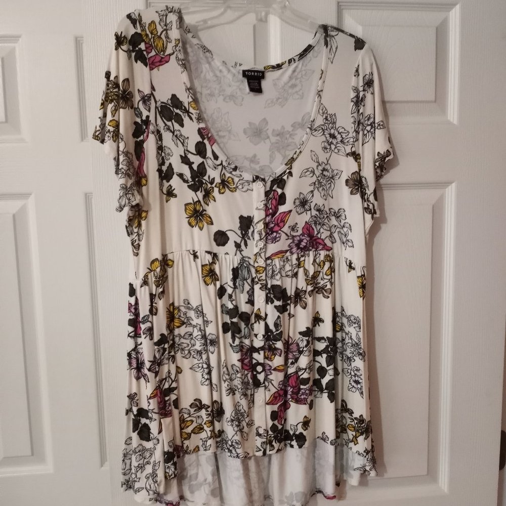 Torrid Sz 1 Super Soft Floral Babydoll Tunic